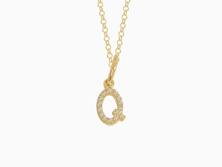 Dije en oro amarillo de 18K letra Q full brillantes Online now