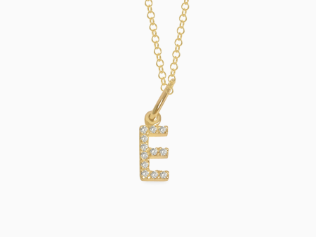 Dije en oro amarillo de 18K letra E full brillantes Online now