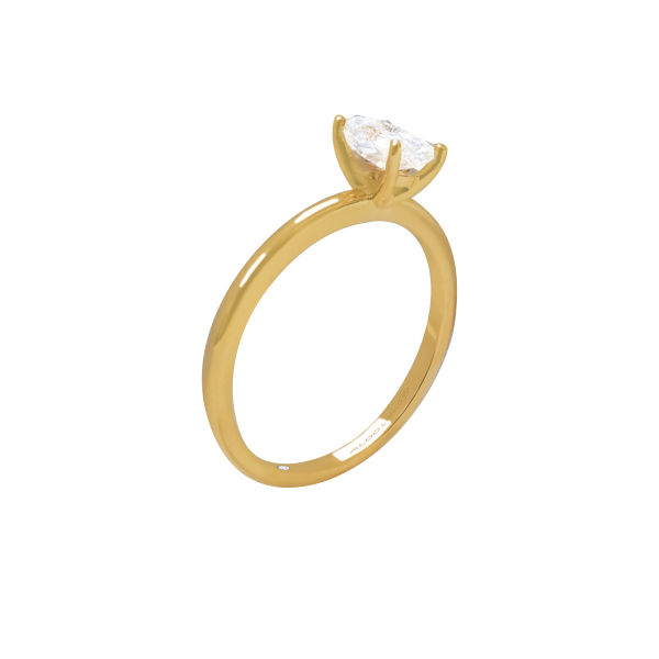 Anillo en oro amarillo de 18K solitario con brillante oval Online Hot Sale