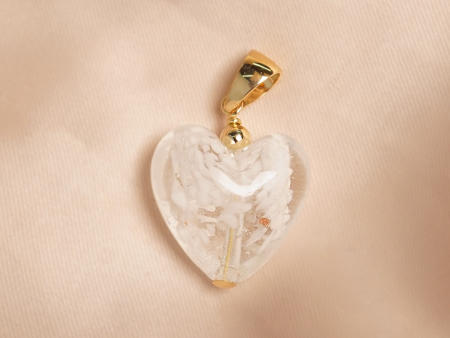 Dije en oro amarillo de 18K corazón murano blanco transparente For Sale