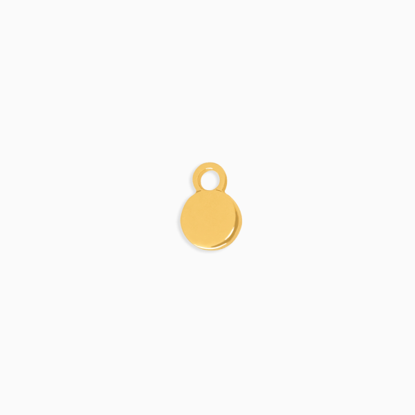 Charm en oro amarillo de 18K placa circular For Sale